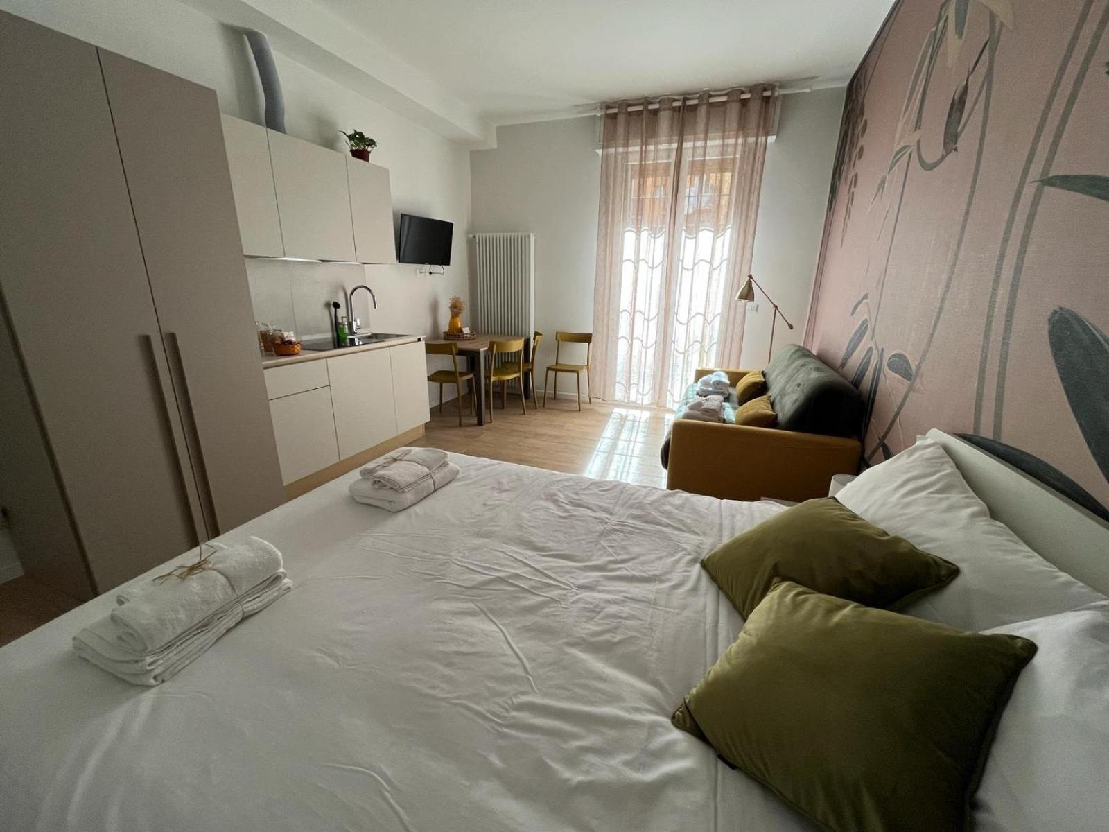 Calari Rooms - Monolocale Bologna Esterno foto
