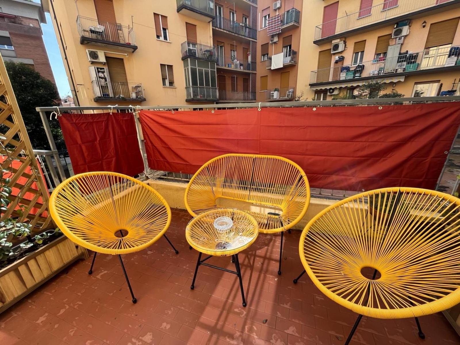 Calari Rooms - Monolocale Bologna Esterno foto