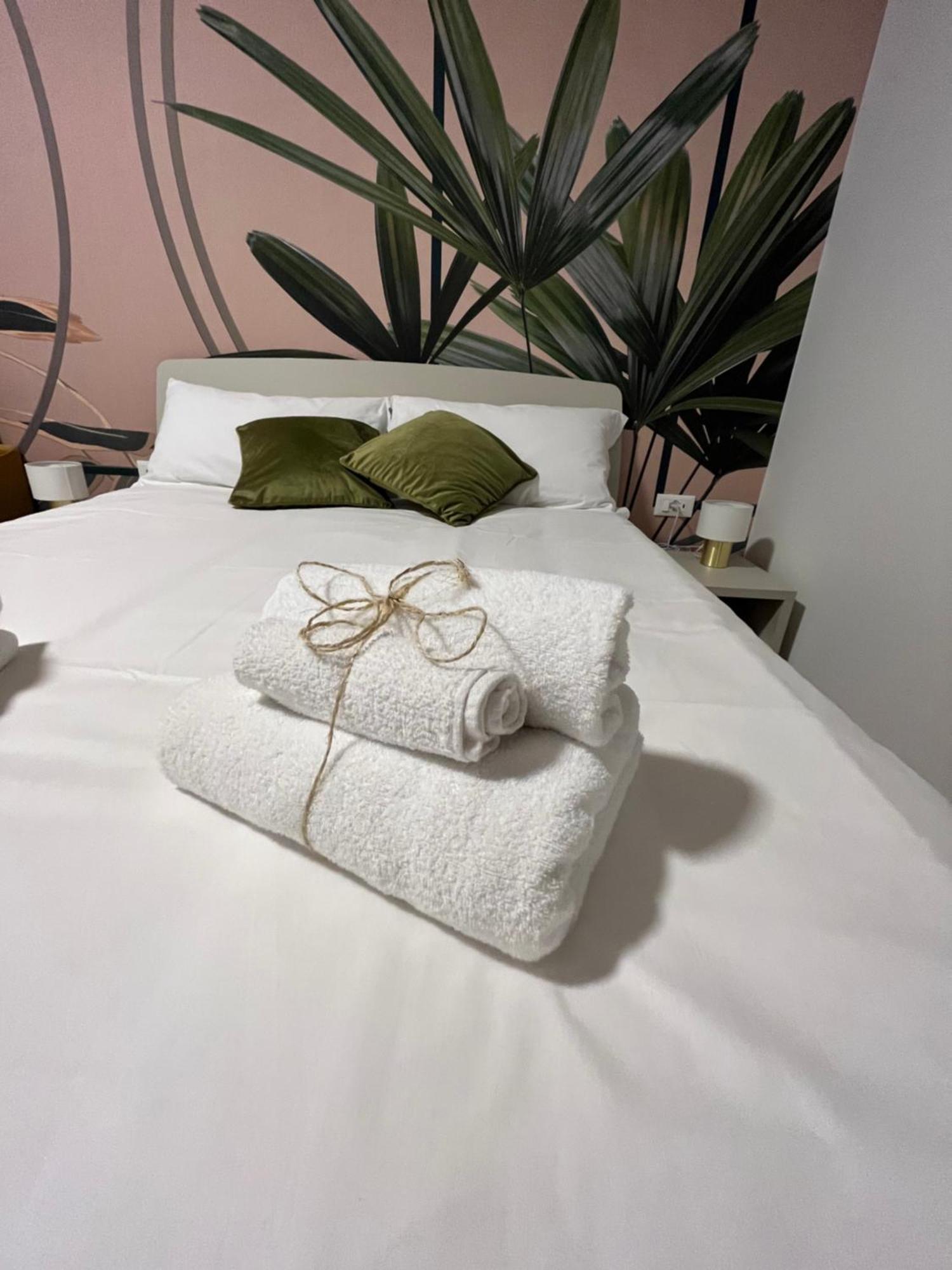 Calari Rooms - Monolocale Bologna Esterno foto